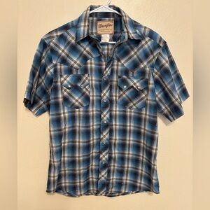 Wrangler Men's Plaid Blue and White Shirt